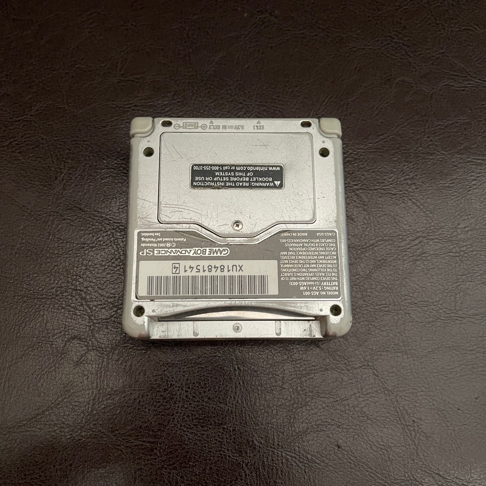 Used Nintendo advance SP still works and charges.